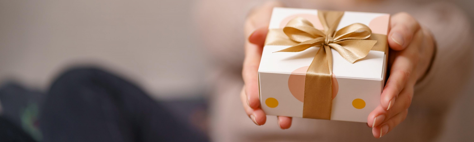 Подарки на скорую руку: 8 идей для тех, кто откладывал все до последнего момента