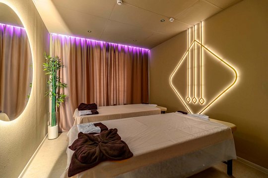 ROYAL THAI Ленинский